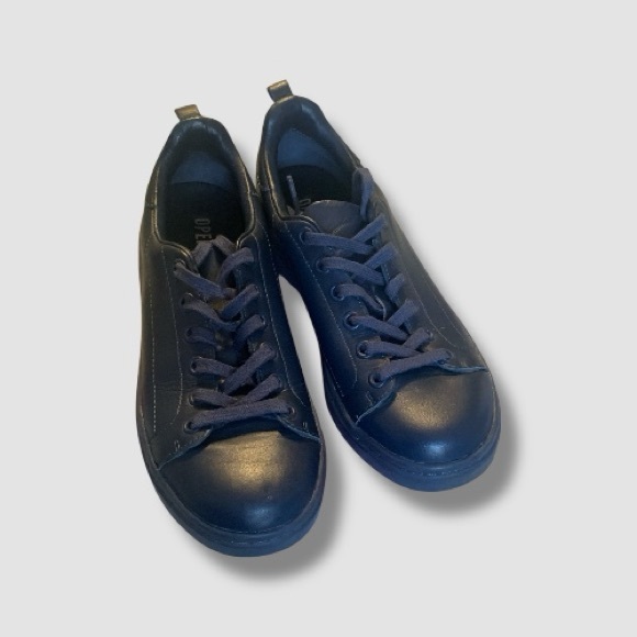 Opening Ceremony Blie Leather Sneakers sz 36/5.5
